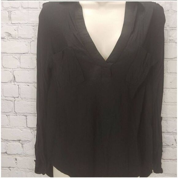 Dear John Women's Size Small Black 100% Rayon Hi-Lo Roll Tab Sleeve Blouse - Picture 2 of 6